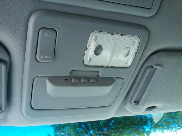 2002 Toyota Sienna X