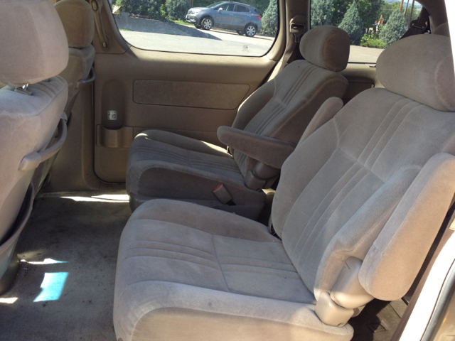 2002 Toyota Sienna SEL Sport Utility 4D