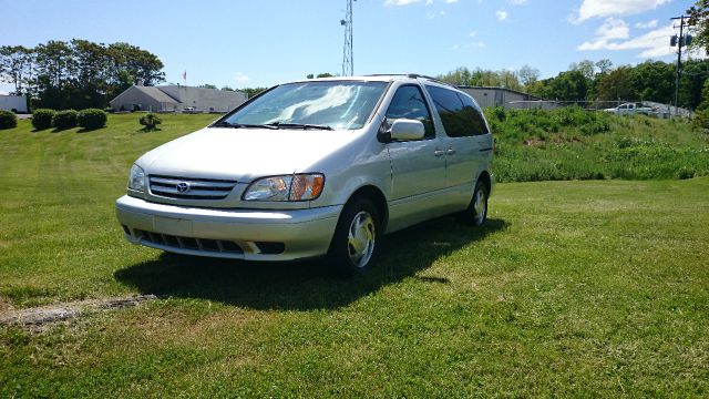 2002 Toyota Sienna XL Long Bed Crew Cab ~ 5.4L Gas