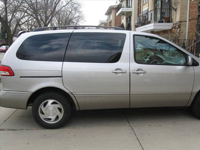 2002 Toyota Sienna Unknown