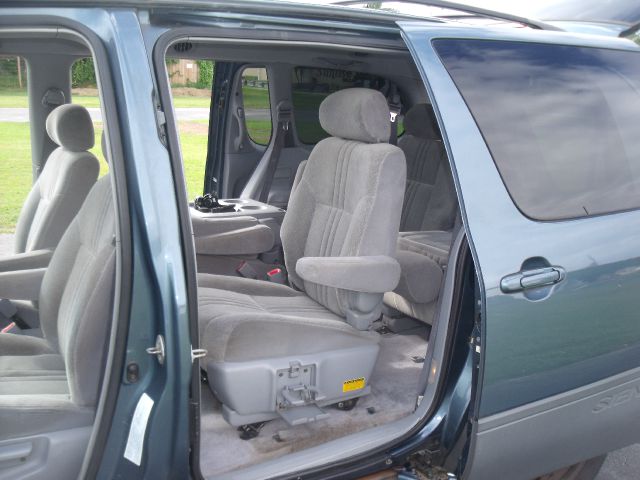 2003 Toyota Sienna SEL Sport Utility 4D