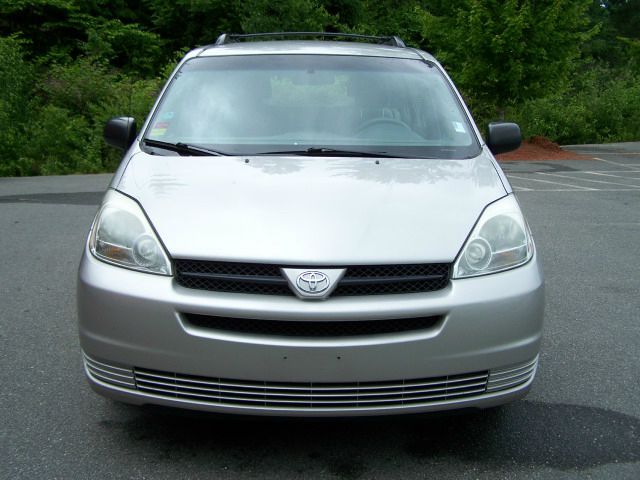 2004 Toyota Sienna EX, All Wheel Drive