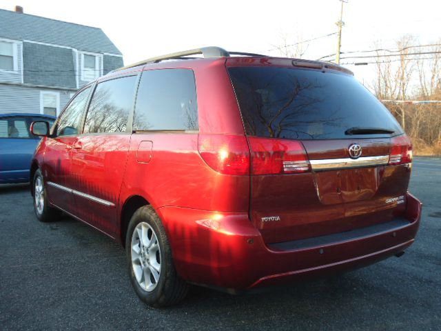 2004 Toyota Sienna Eddie Bauer 4x4