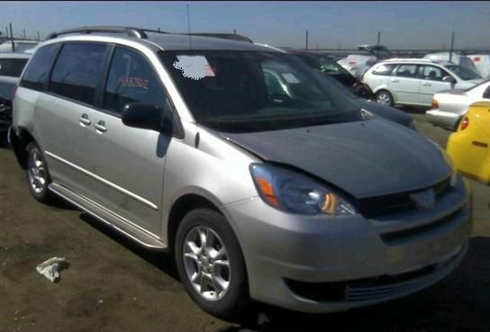 2004 Toyota Sienna 4.6L XLT Sport