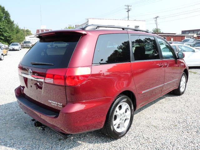 2004 Toyota Sienna XLT 4.6L 4WD