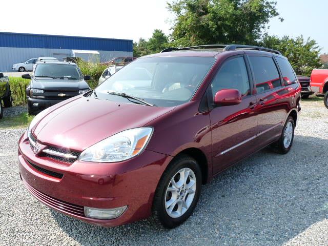 2004 Toyota Sienna XLT 4.6L 4WD