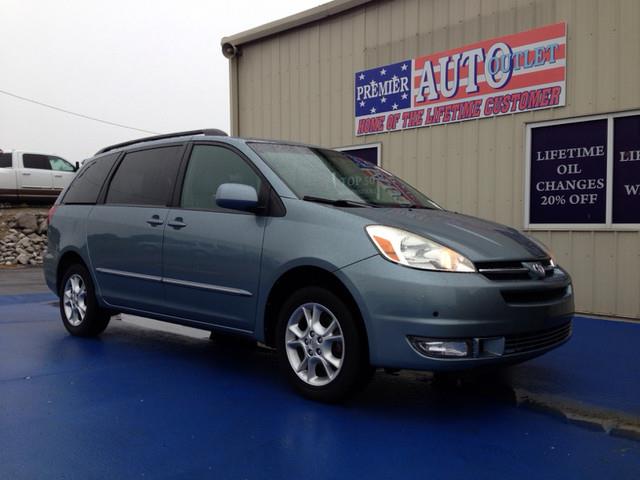 2004 Toyota Sienna EDIE Bauer