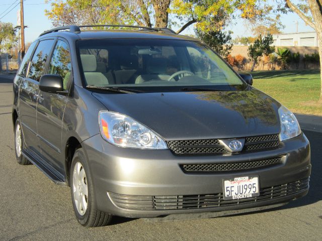 2004 Toyota Sienna 1997 Ford GL