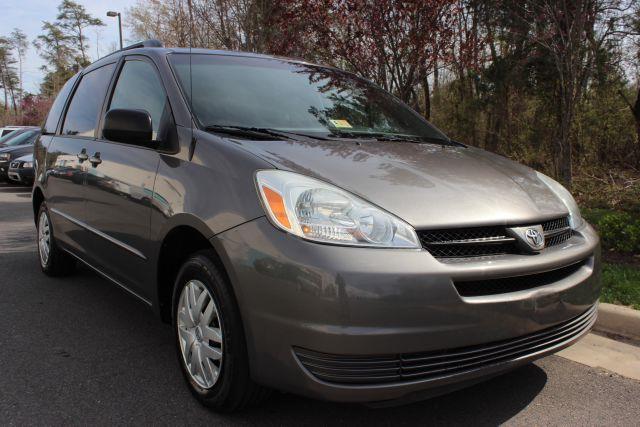 2004 Toyota Sienna Unknown