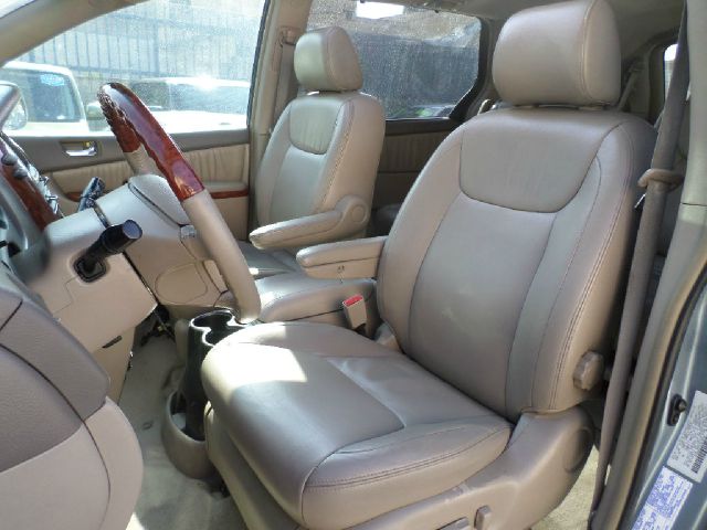 2004 Toyota Sienna XLT 4.6L 4WD