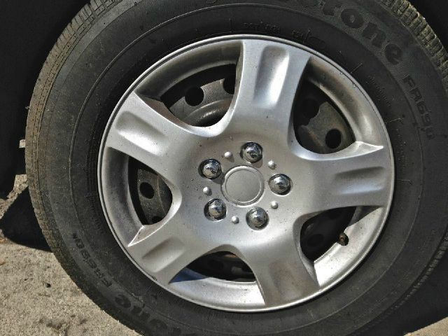 2004 Toyota Sienna Touring - Moonroof