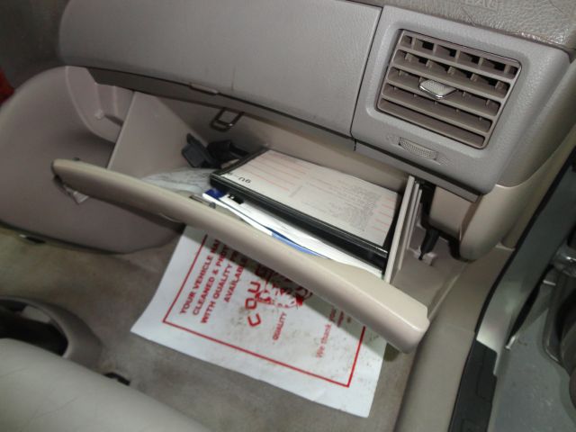 2004 Toyota Sienna Eddie Bauer 4x4