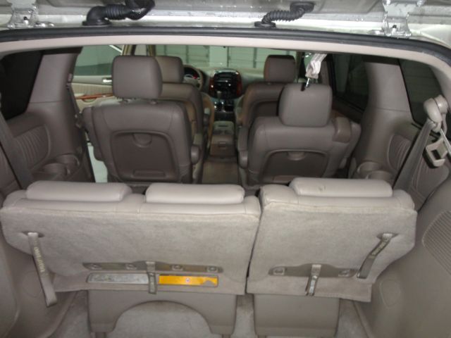2004 Toyota Sienna Eddie Bauer 4x4