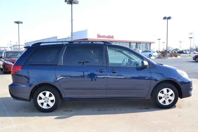 2004 Toyota Sienna 5.4L Special Service