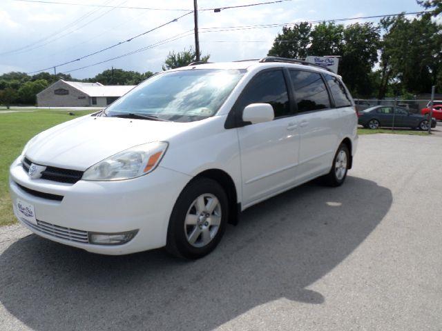 2004 Toyota Sienna SEL Sport Utility 4D