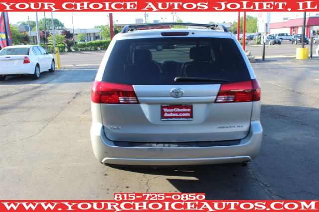 2004 Toyota Sienna SEL Sport Utility 4D