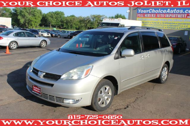 2004 Toyota Sienna SEL Sport Utility 4D