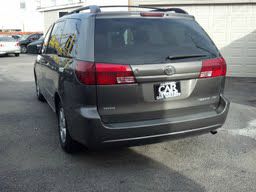 2004 Toyota Sienna SEL Sport Utility 4D