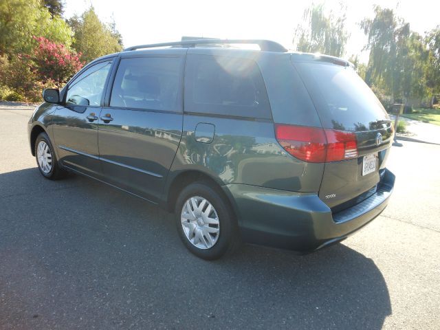 2004 Toyota Sienna EX, All Wheel Drive