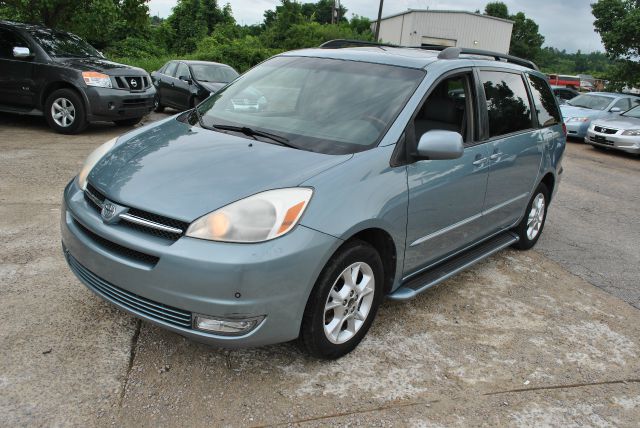 2005 Toyota Sienna XLT 4.6L 4WD