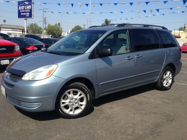 2005 Toyota Sienna 4.6L XLT Sport