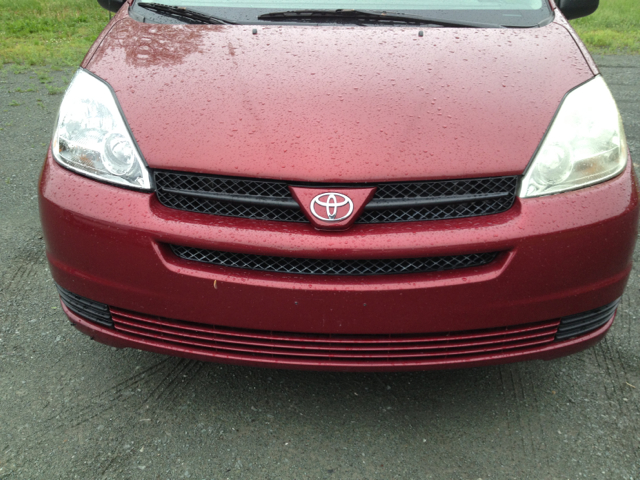 2005 Toyota Sienna S 2WD 4-spd AT