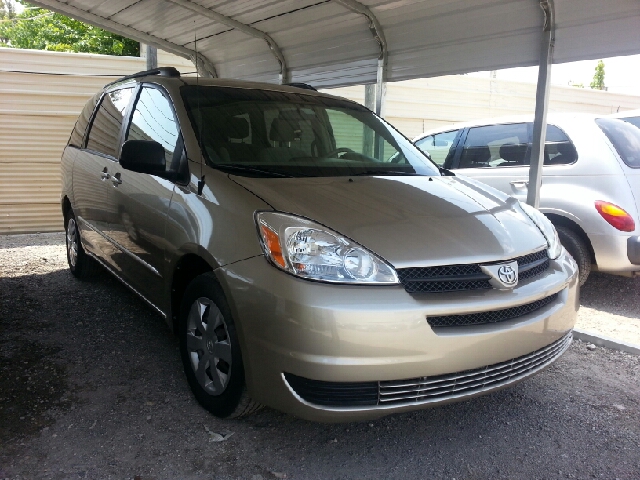 2005 Toyota Sienna S 2WD 4-spd AT