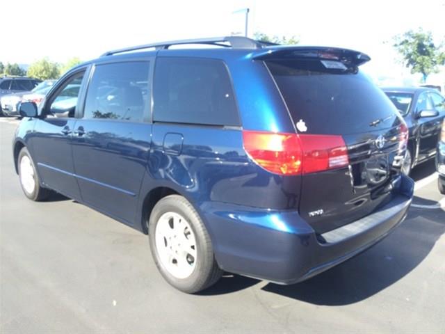 2005 Toyota Sienna Unknown