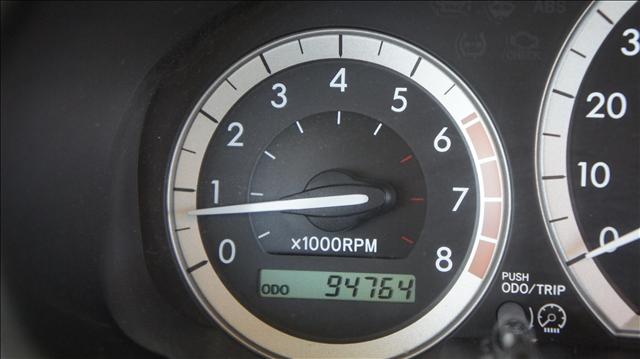 2005 Toyota Sienna X