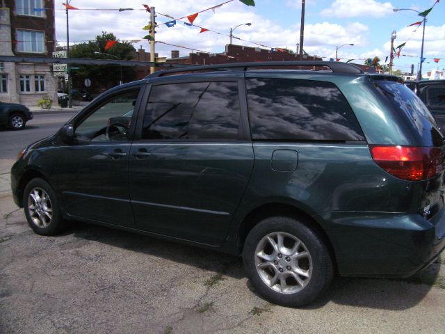 2005 Toyota Sienna 4.6L XLT Sport