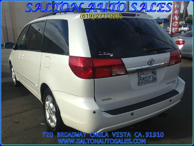 2005 Toyota Sienna Eddie Bauer 4x4