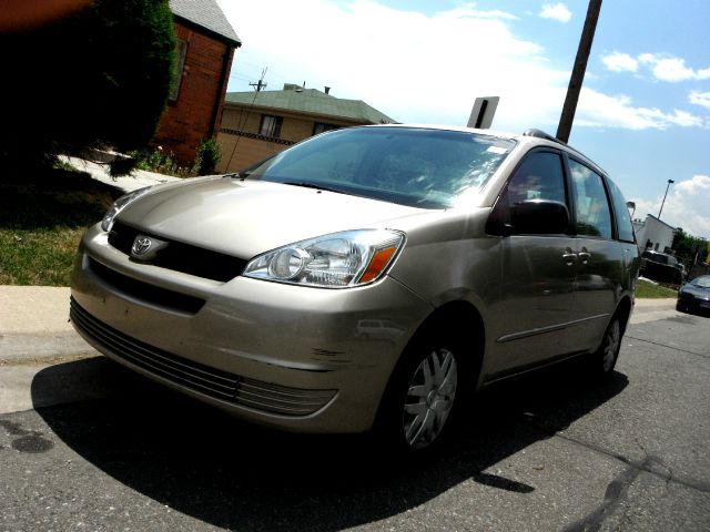 2005 Toyota Sienna Unknown