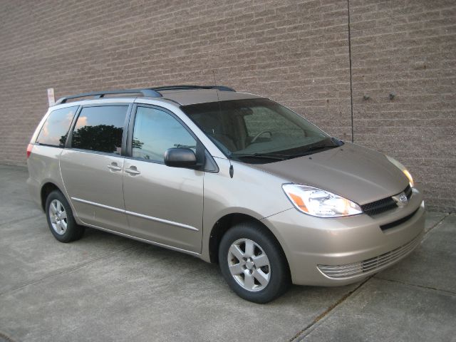 2005 Toyota Sienna S 2WD 4-spd AT