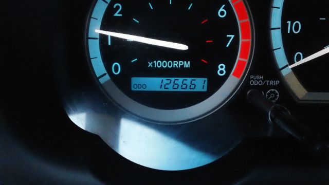 2005 Toyota Sienna FX35 AWD