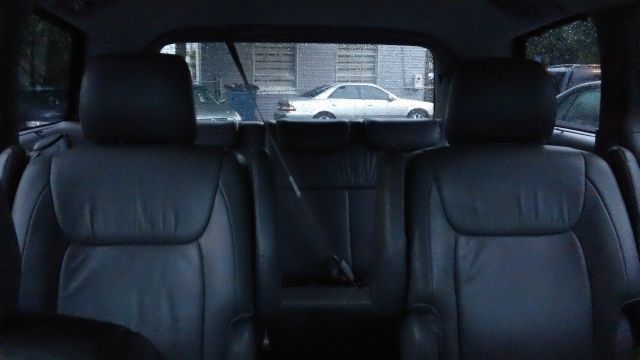 2005 Toyota Sienna FX35 AWD