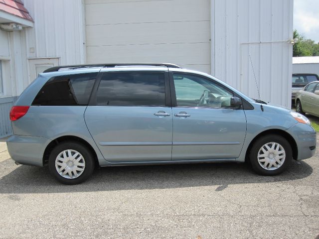 2006 Toyota Sienna XLT 4.6L 4WD