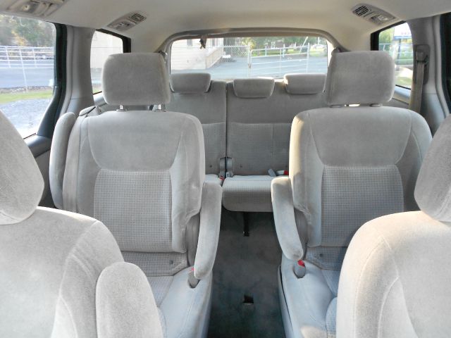 2006 Toyota Sienna XLT 4.6L 4WD