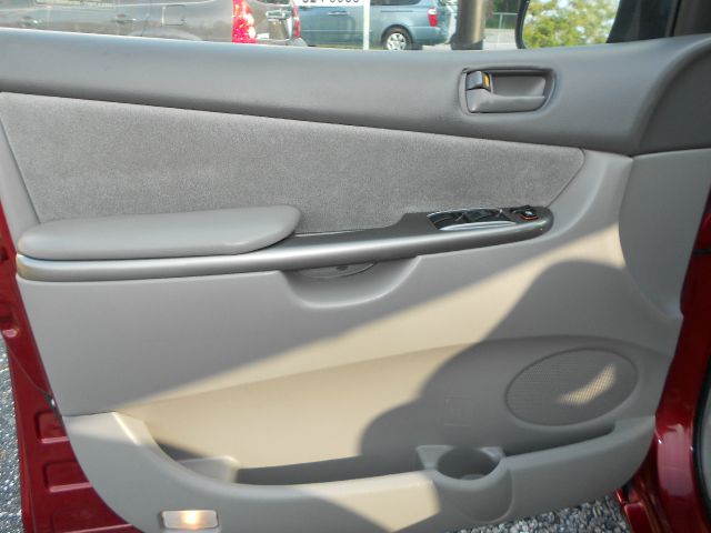 2006 Toyota Sienna XLT 4.6L 4WD