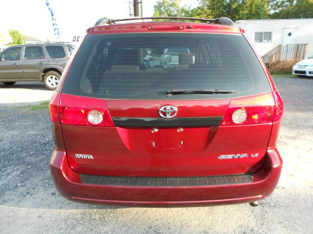 2006 Toyota Sienna XLT 4.6L 4WD