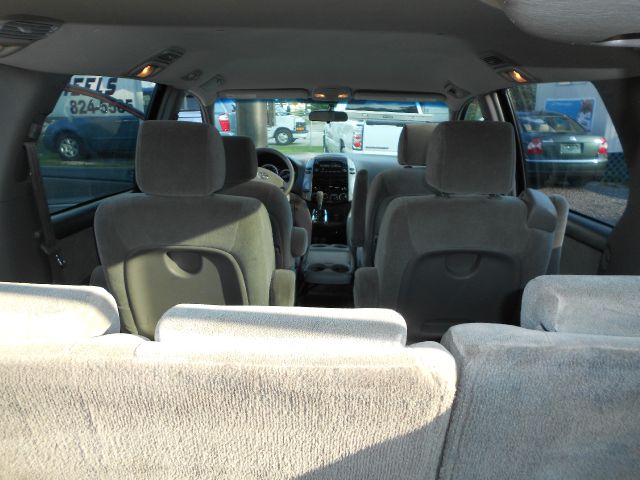 2006 Toyota Sienna XLT 4.6L 4WD