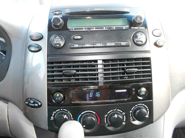 2006 Toyota Sienna XLT 4.6L 4WD