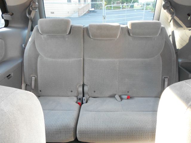 2006 Toyota Sienna XLT 4.6L 4WD