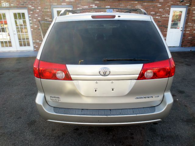 2006 Toyota Sienna XLT 4.6L 4WD