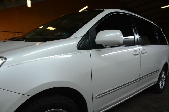 2006 Toyota Sienna XLT 4.6L 4WD