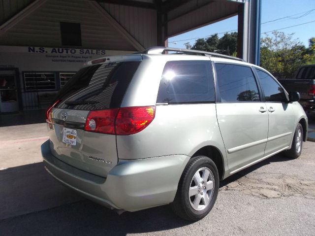 2006 Toyota Sienna Eddie Bauer 5.4L 4WD