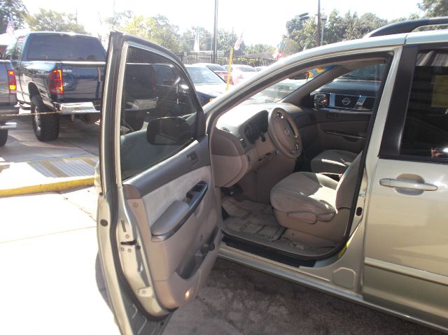 2006 Toyota Sienna Eddie Bauer 5.4L 4WD