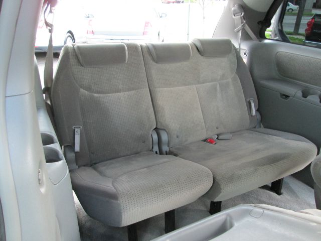 2006 Toyota Sienna 35TH Anniversary AWD