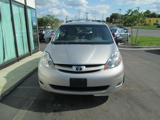 2006 Toyota Sienna 35TH Anniversary AWD