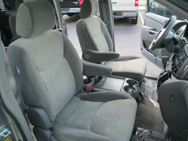 2006 Toyota Sienna 35TH Anniversary AWD