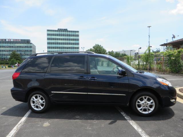 2006 Toyota Sienna Eddie Bauer 4x4